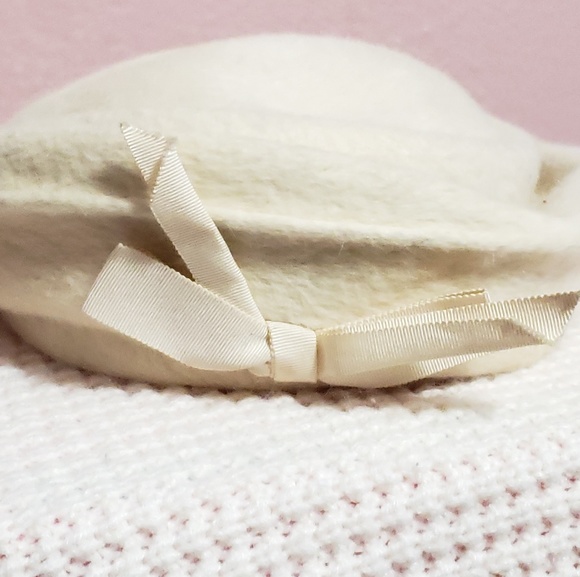 1950's I. Magnin Brigette hat - Picture 1 of 4